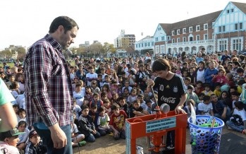 La campaña “Armas ni de juguete” reunió 1.000 chicos en San Fernando