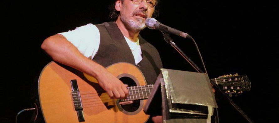 Adrián “Coplis” Hernández presenta su nuevo disco: “Con algo de sol”