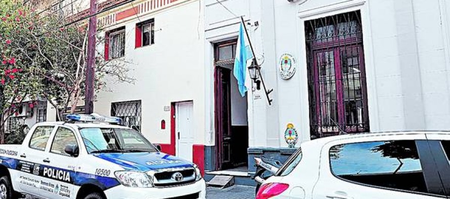 Detienen a subcomisario y otros tres policias de la 3ra de San Fernando