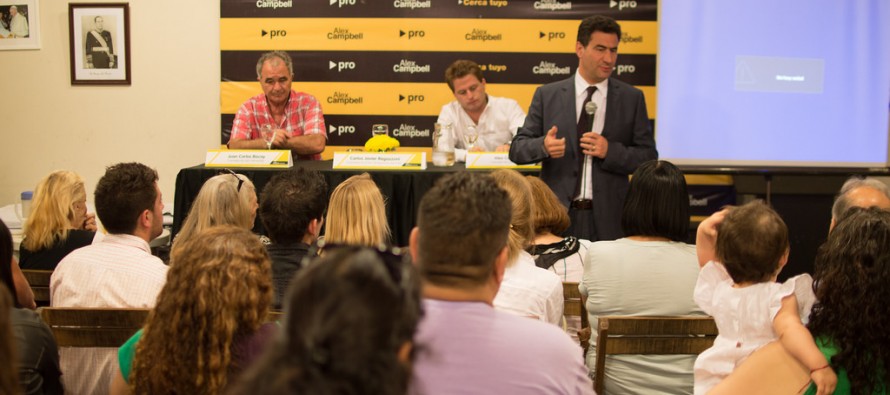 Charla sobre educación en San Fernando
