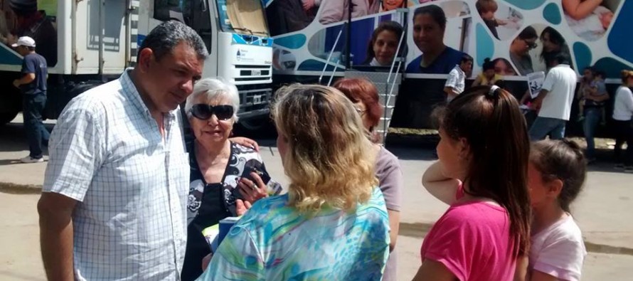 El trailer Socio Sanitario estuvo por los barrios Villa del Carmen, San Roque y San Ginés