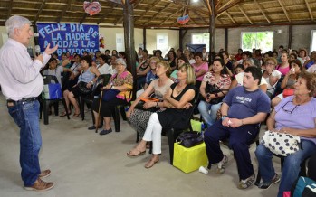 El Municipio homenajeó a las trabajadoras vecinales en el Polideportivo N° 3