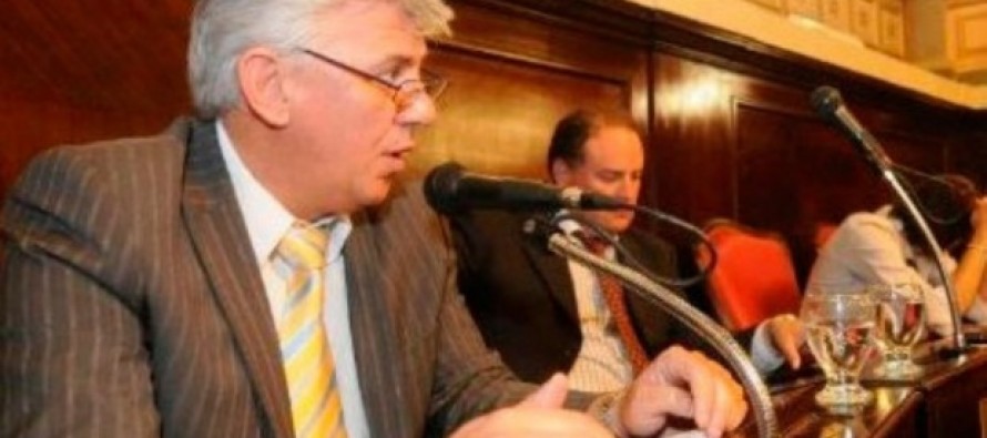 Ley de Municipales: Senador del FPV critica tratamiento y expone diferencias con su bloque