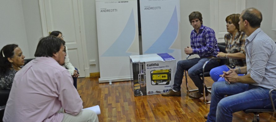 El Municipio proveyó de un nuevo generador eléctrico a la Escuela de Islas N° 31
