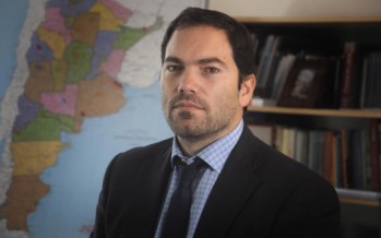 Matías Molle: “Redujimos en un 2000% las portaciones de armas otorgadas a civiles”