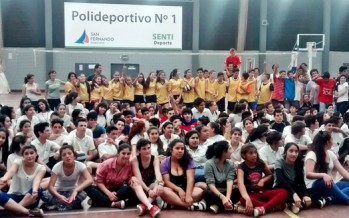 Las escuelas completan el Torneo Municipal de Vóley en el Polideportivo N° 1