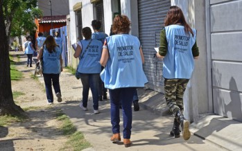 Los Promotores de Salud convocan a charlas informativas y hacen visitas casa por casa