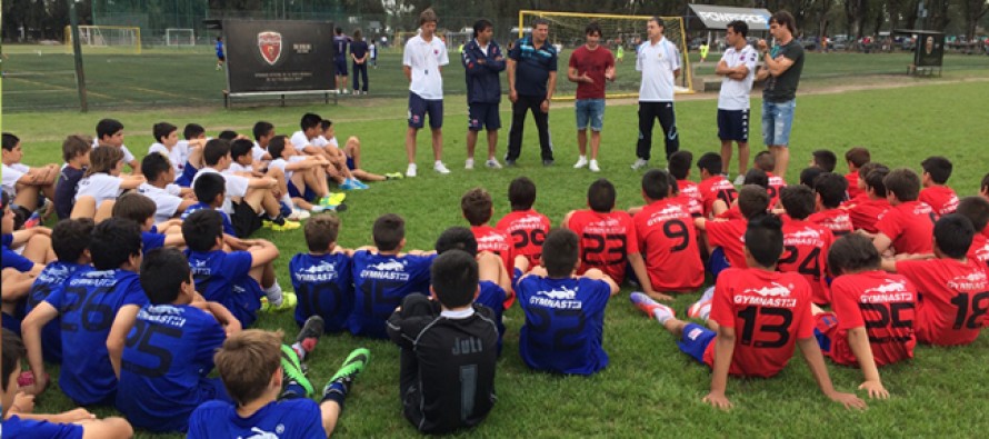 Galmarini y Rusculleda visitaron las divisiones infantiles de Tigre