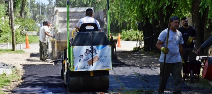 El Municipio asfalta las últimas calles de tierra del barrio Alsina
