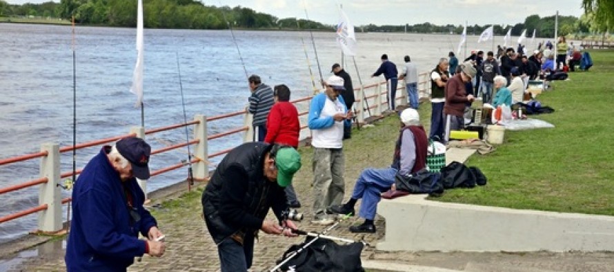Cierre del “Torneo de Pesca” para adultos mayores en la Costanera
