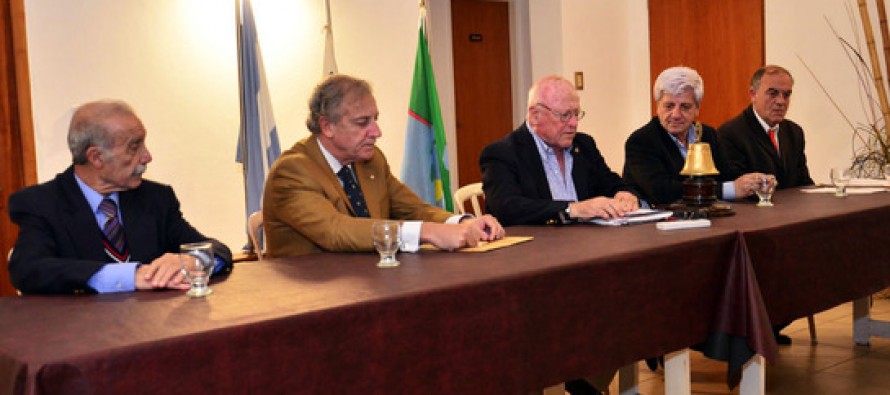 Andreotti expuso sobre el problema de la Costanera Municipal en el Rotary Club