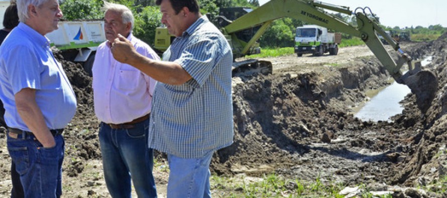 Luis Andreotti visitó las obras del Zanjón Fate y el reservorio anexo