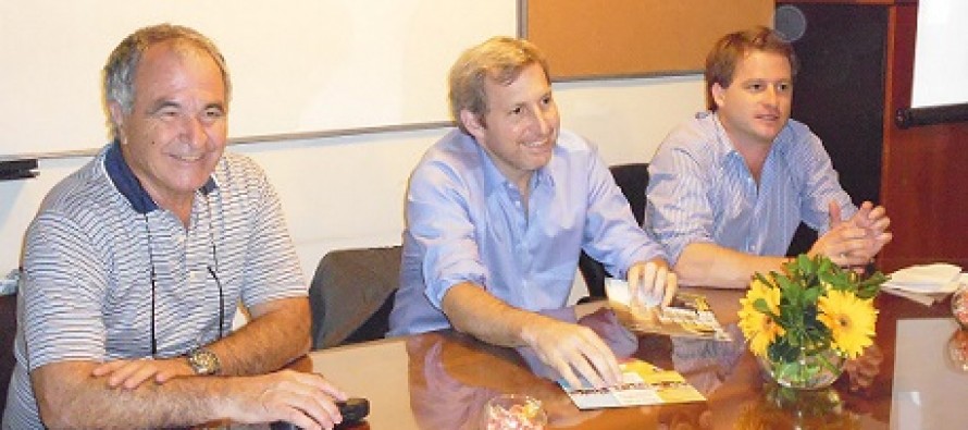 Rogelio Frigerio y Alex Campbell disertaron para empresarios locales