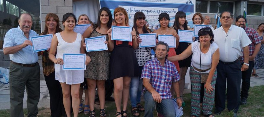 Otorgaron certificados a los alumnos del Programa FinEs