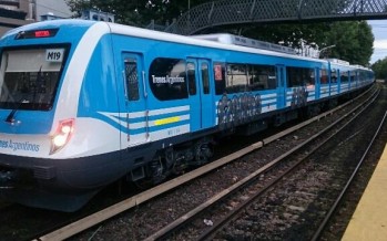 Aparecieron pintadas en los trenes nuevos y Randazzo no contuvo su bronca