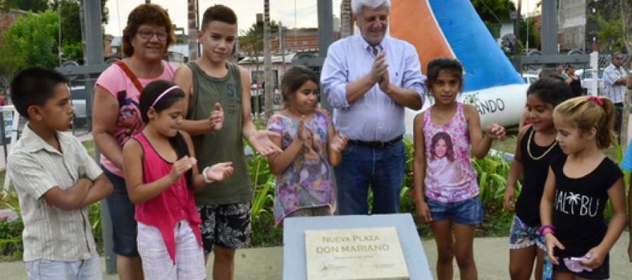 Andreotti inauguró una plaza para los barrios Don Mariano y Villa Hall