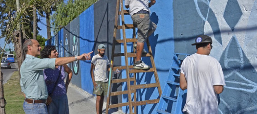 El grupo “Click” pintó un mural en Ruta 197 y Avenida Sobremonte