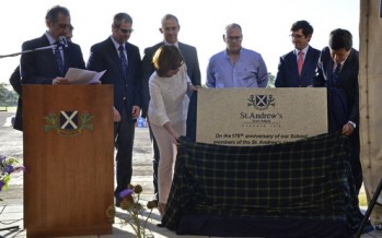 La Escuela San Andrés colocó la piedra fundacional de su campus