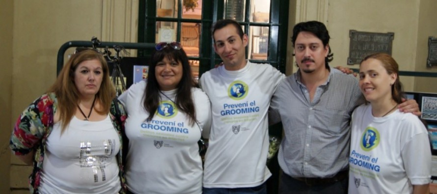 Se llevó a cabo charla sobre el grooming en la Biblioteca Madero