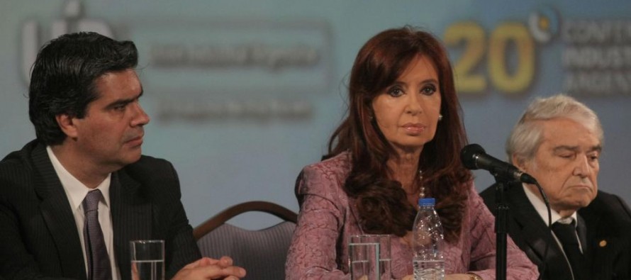 La Presidenta cuestionó a los municipios que cobran la Tasa Vial