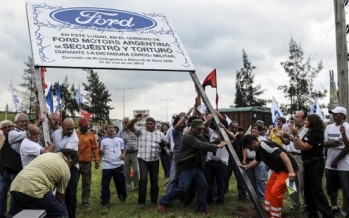 Tres ex directivos de Ford no podrán salir del país a la espera del juicio por 24 obreros desaparecidos