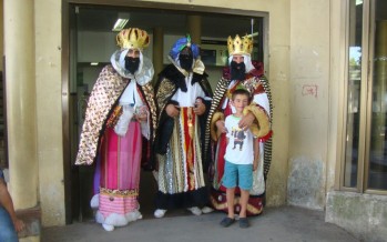Lazos Solidarios impulsó la recorrida de los Reyes Magos por la ciudad
