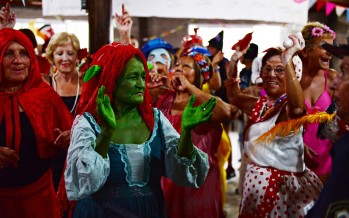 La Tercera Edad festejó el Carnaval en el ‘Poli’ N° 3