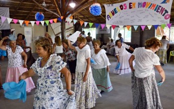 La colonia de la Tercera Edad celebra con peñas folklórica y tanguería