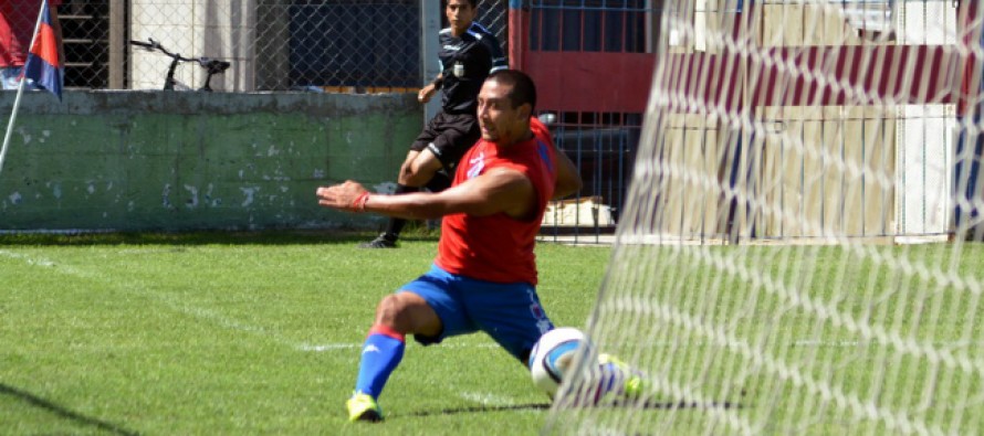El Matador probó ante Deportivo Español
