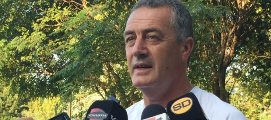 Alfaro: “El fútbol se está desangrando poco a poco”