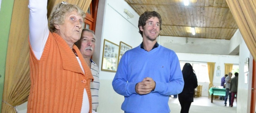 El Municipio colabora con la Asociación Vecinal Barrio Crisol