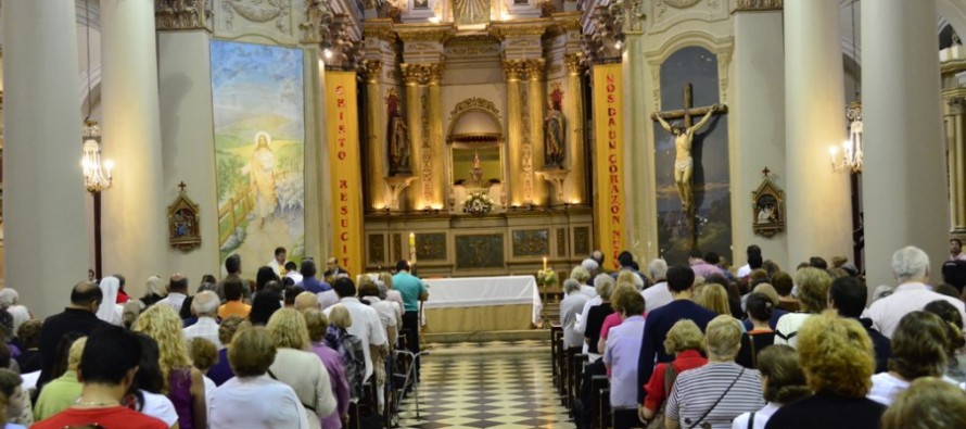 Misa de Pascua de la Parroquia Nuestra Señora de Aránzazu
