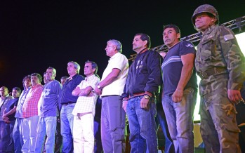 Se realizó una vigilia y un homenaje artístico a los Veteranos de Malvinas