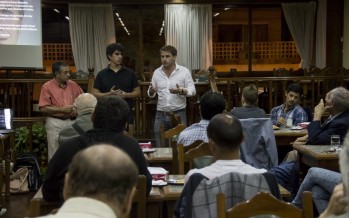 Alex Campbell: «La gente está cansada de los políticos que están hace más de 40 años»
