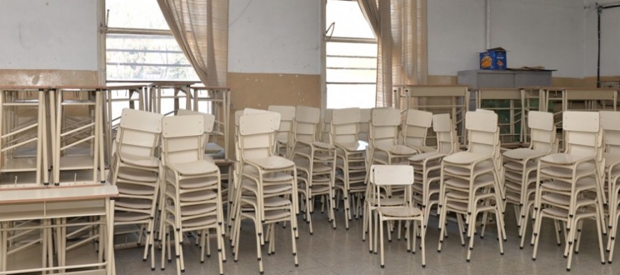 Nuevo mobiliario para la Primaria N°21 y Secundaria N°10