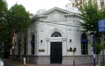 Hoy y mañana no habrá bancos