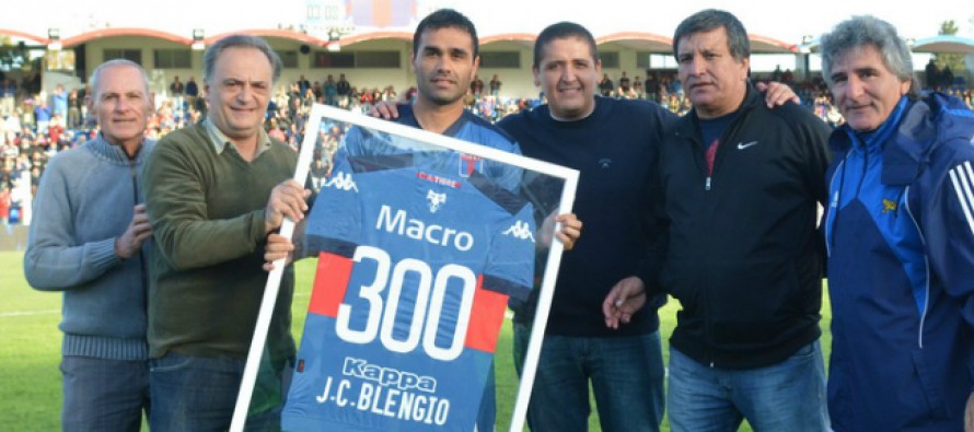 Homenaje al “Chimi” Blengio por los 300 encuentros disputados con la camiseta del Matador