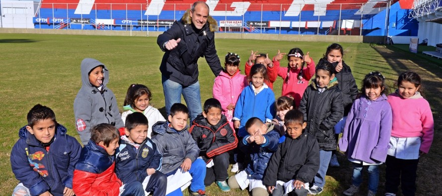 Alumnos de escuelas de San Fernando visitaron el estadio de Tigre