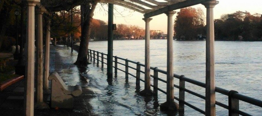 Aviso por crecida del Río de la Plata