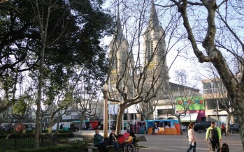 La parroquia Nuestra Señora de Aranzazu y el nacimiento de un distrito