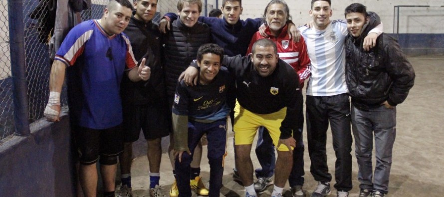 Campbell continuó con sus actividades en el barrio Mitre