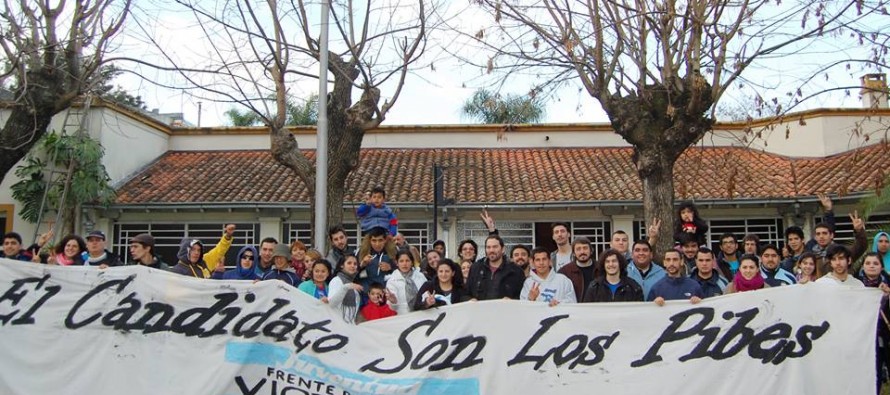 Molle participó de un encuentro con jóvenes en el INEF