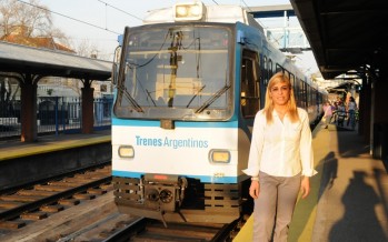Mujeres ferroviarias: la historia de la primera operadora del Tren de la Costa