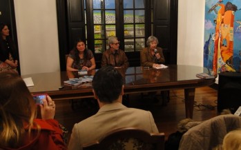 Merecido homenaje al escritor sanfernandino que decidió «encuardernar las islas»