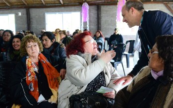 Homenaje a las trabajadoras vecinales en el Polideportivo N° 3