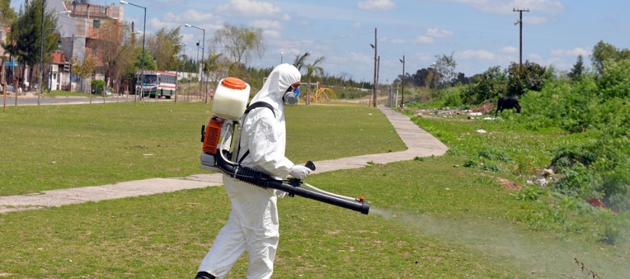 Operativo de control de plagas y desratización en Villa Jardín