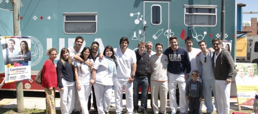 El móvil odontológico de la UBA estuvo en Virreyes