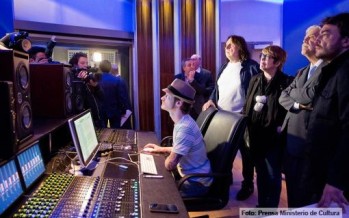 Músicos de todo el país graban gratis su primer demo en Tecnópolis