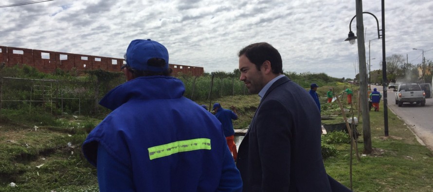 Operativo de fumigación en el Zanjón Fate y el Arroyo Tres Horquetas