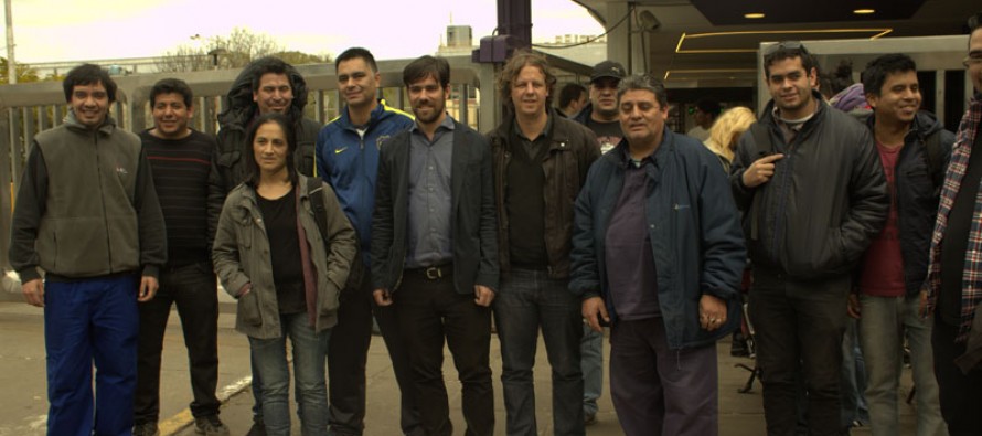 Del Caño visitó Tigre y lanzó críticas a Massa y a “los candidatos del ajuste”